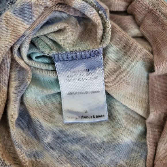 YF&B NWT Blue Tiger Stripe ombre tie dye romper - Picture 10 of 14